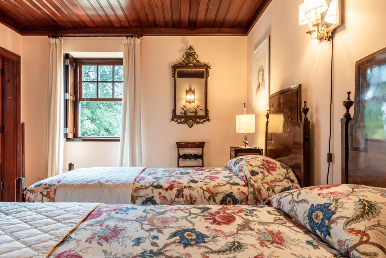 Quinta De Mouraes Casa Dos Rododendros Pensionat Lever Exteriör bild